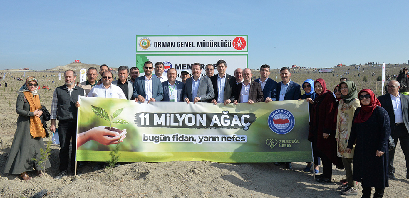 'Geleceğe Nefes' seferberliği kapsamında fidanları toprakla buluşturduk
