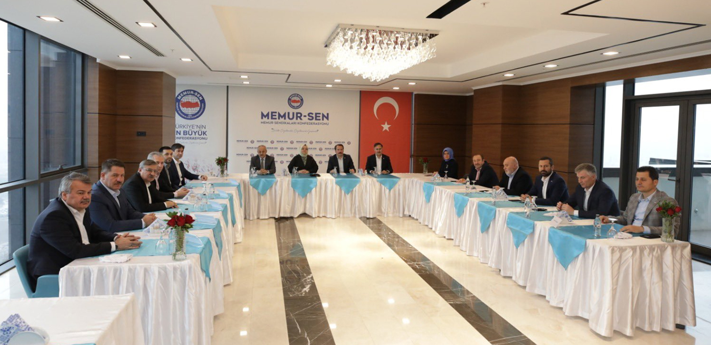 Bakan Selçuk'tan ziyaret