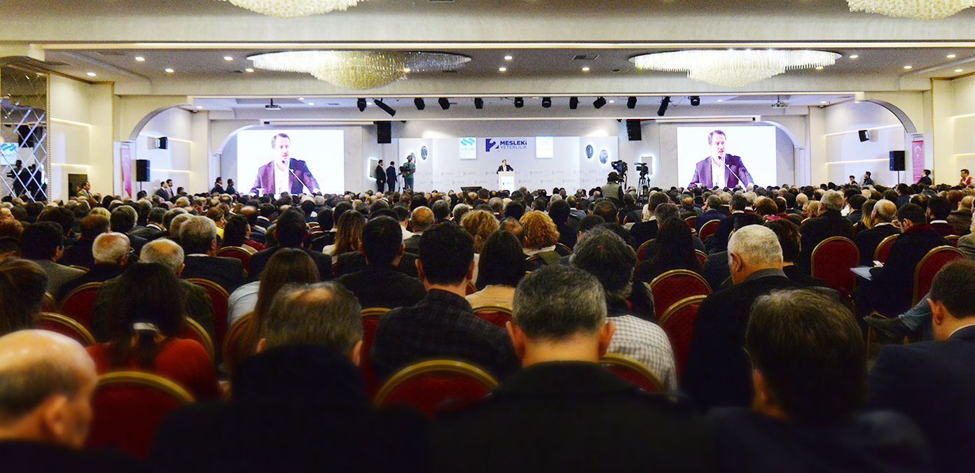 Çalışma hayatında öncelik liyakat olmalıdır