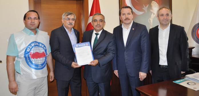 4. Dönem Toplu Sözleşme tekliflerimizi Devlet Personel Başkanlığı'na teslim ettik 