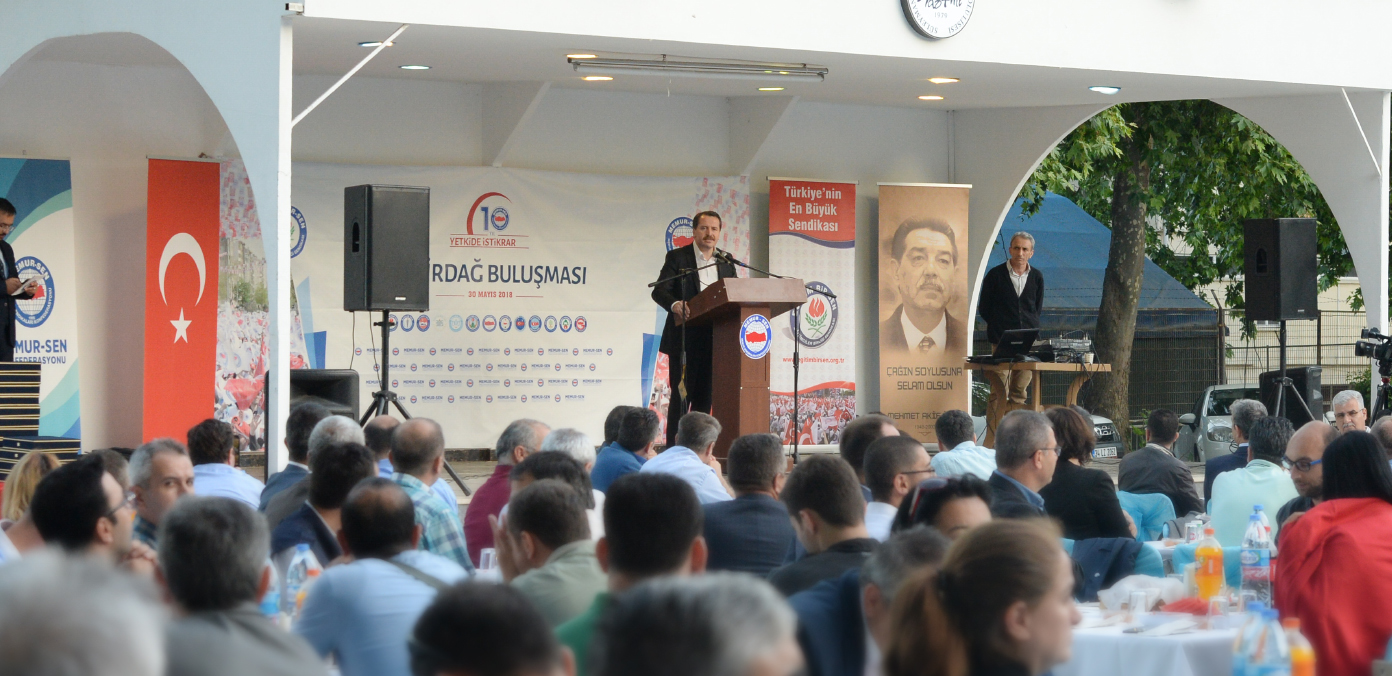 Hakta birleşmenin, toplumla bütünleşmenin adresiyiz