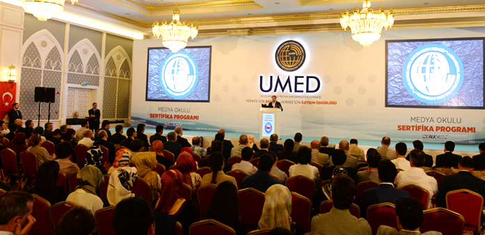 Yalçın, UMED Medya Okulu sertifika törenine katıldı