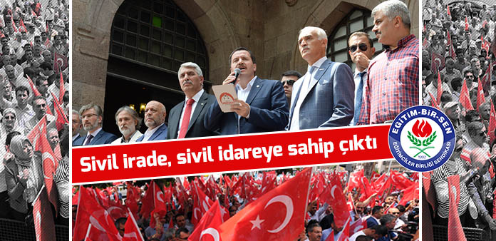 Türkiye Anayasa Platformu'ndan 1. Meclis önünde manifesto