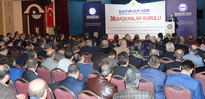 Geçmişi güne taşımakla, değerlerimizi yarınla buluşturmakla mükellefiz