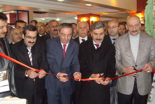 >Sergimizle Tarihi Olaylarda Arsivlerin Konusmasini Istedik