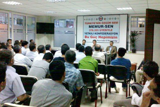 >Zorbalarin Gölgesi Altinda Yasamak Istemiyoruz