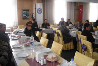 >Istisareden Asla Taviz Vermeden Yola Devam