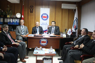 >Birileri Hala Türkiye’yi 28 Subat’a Çekiyor