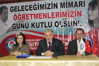 >Filiz Köken Yilin Ögretmeni Seçildi