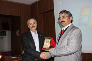 >Ilçe Temsilcileriyle Istisare Toplantisi Yapildi