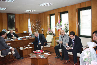 >Il Milli Egitim Müdürlügü Çalisanlarina Asure Ikram Ettik