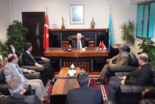 >Personelin Sikintilarini Üniversite Yönetimine Ilettik