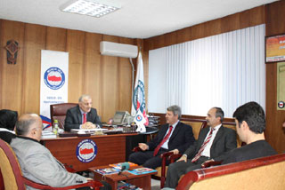 >“Egitim Herkesi Yakindan Ilgilendiren Bir Meseledir”