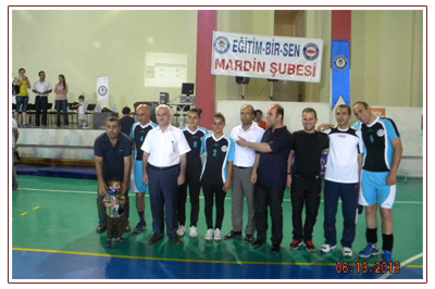 >Anadolu Öğretmen Lisesi, Voleybol Turnuvasının Şampiyonu Oldu