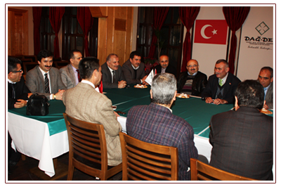 >Antidemokratik Uygulamaların Son Bulması İçin Çalışıyoruz