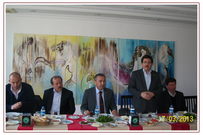 >Daha Demokratik Bir Eğitim İçin Uğraşıyoruz