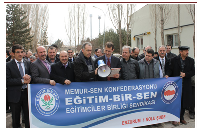 >Fazla Mesai Uygulamasının Kaldırılması Protesto Edildi