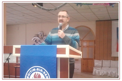 >Geleceğin Türkiyesi’ni İnşa Etmenin Mücadelesini Veriyoruz