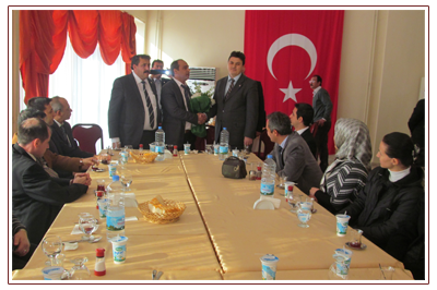 >İnsanlık Ailesinin Huzuruna Katkıda Bulunmayı Misyon Edindik