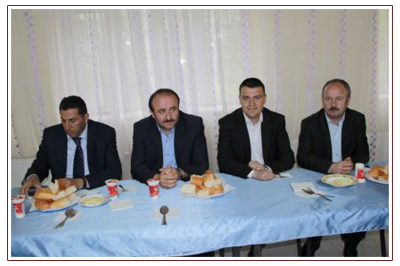 >Sınırda Dayanışma Yemeği