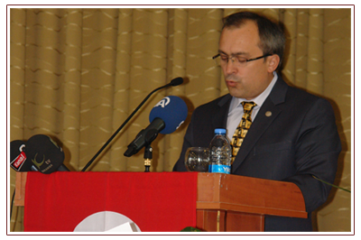 >Üniversite Personelini Mağdur Eden Sorunlara Köklü Çözüm Getirilmelidir