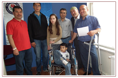 >Yaşama Sevincimizi Kaybetmemeliyiz