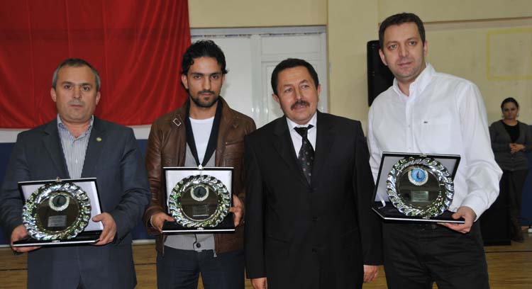 >Kampüs Alanları Ağaçlandırıldı 