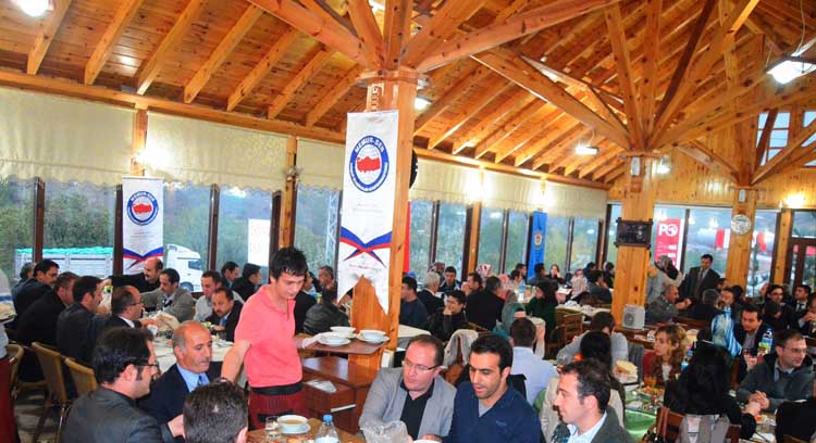 >Yapılacak Çok İş, Gidilecek Çok Yol Var 