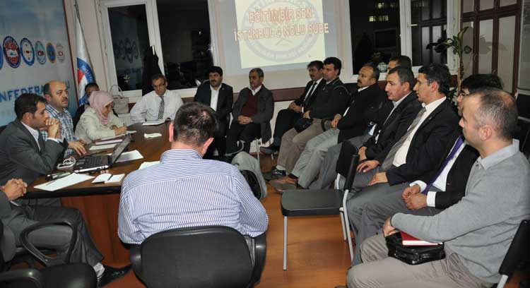 >Özgürlük Yarım-Eksik Olmaz 