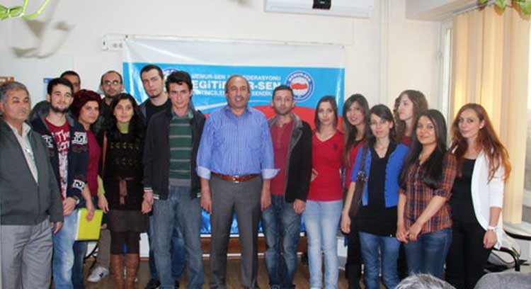 >Atanamayan Öğretmen Adaylarından Ziyaret 