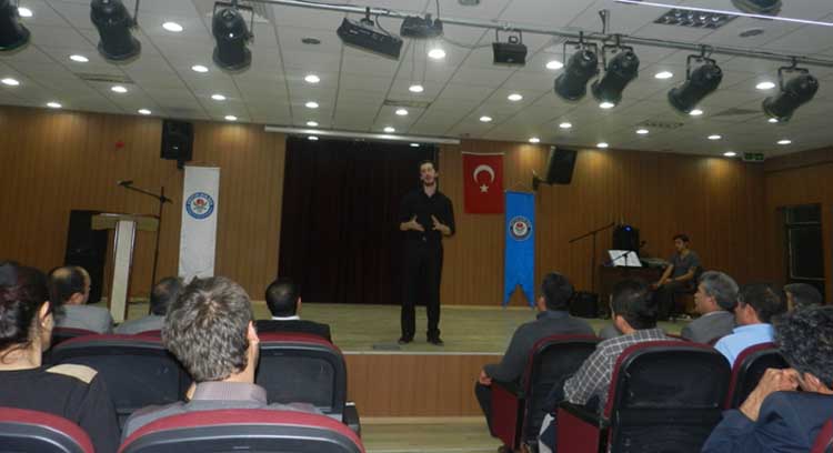 >Güngör?den Sağlıklı İletişim Semineri